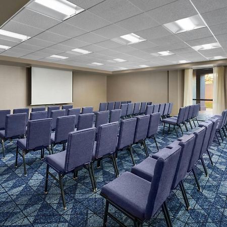 Готель Courtyard By Marriott Potomac Mills Вудбридж Екстер'єр фото