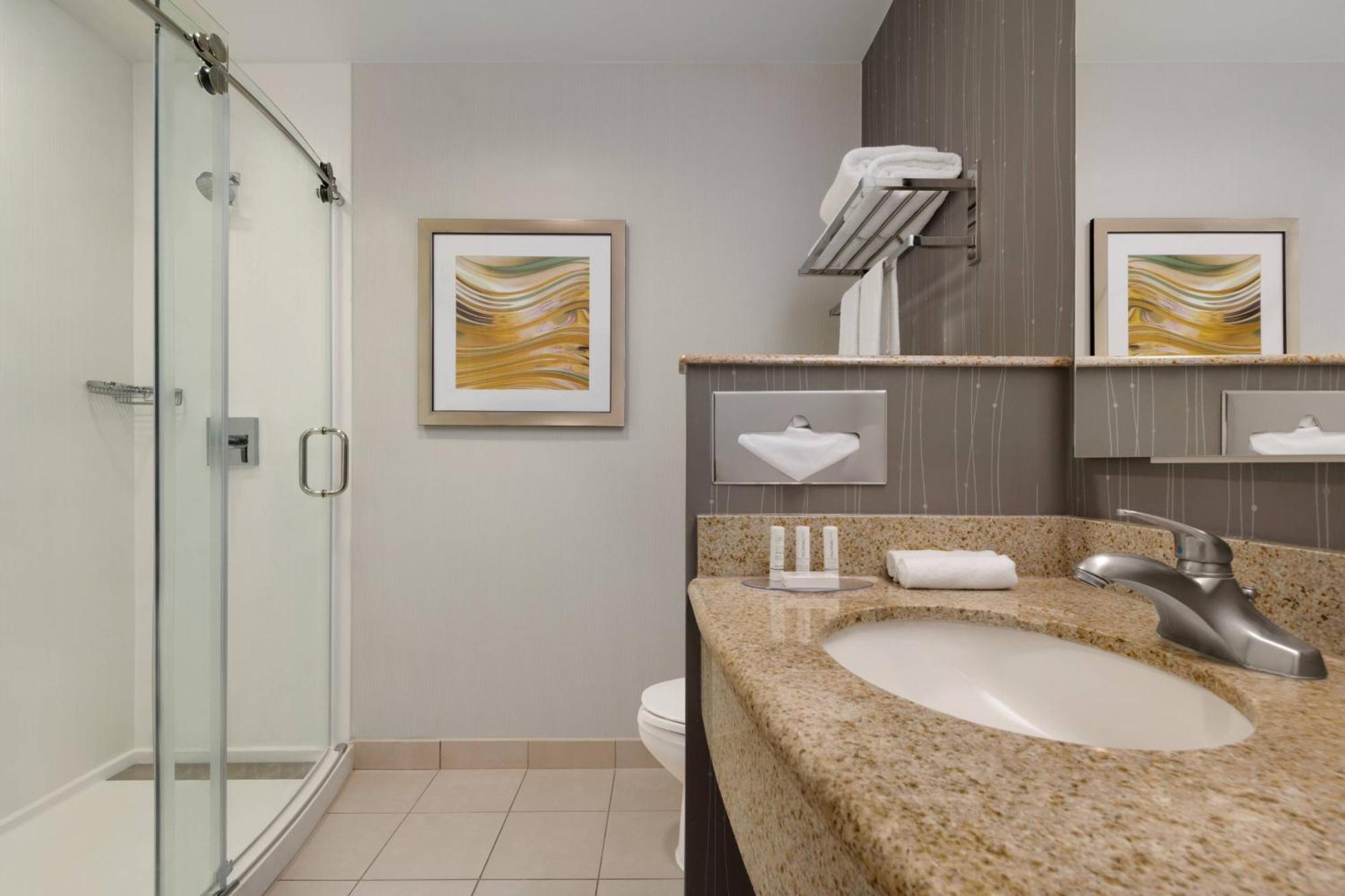 Готель Courtyard By Marriott Potomac Mills Вудбридж Екстер'єр фото